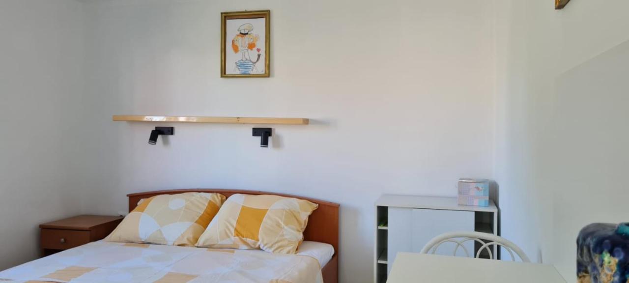 Apartmani Centar Seline Paklenica מראה חיצוני תמונה